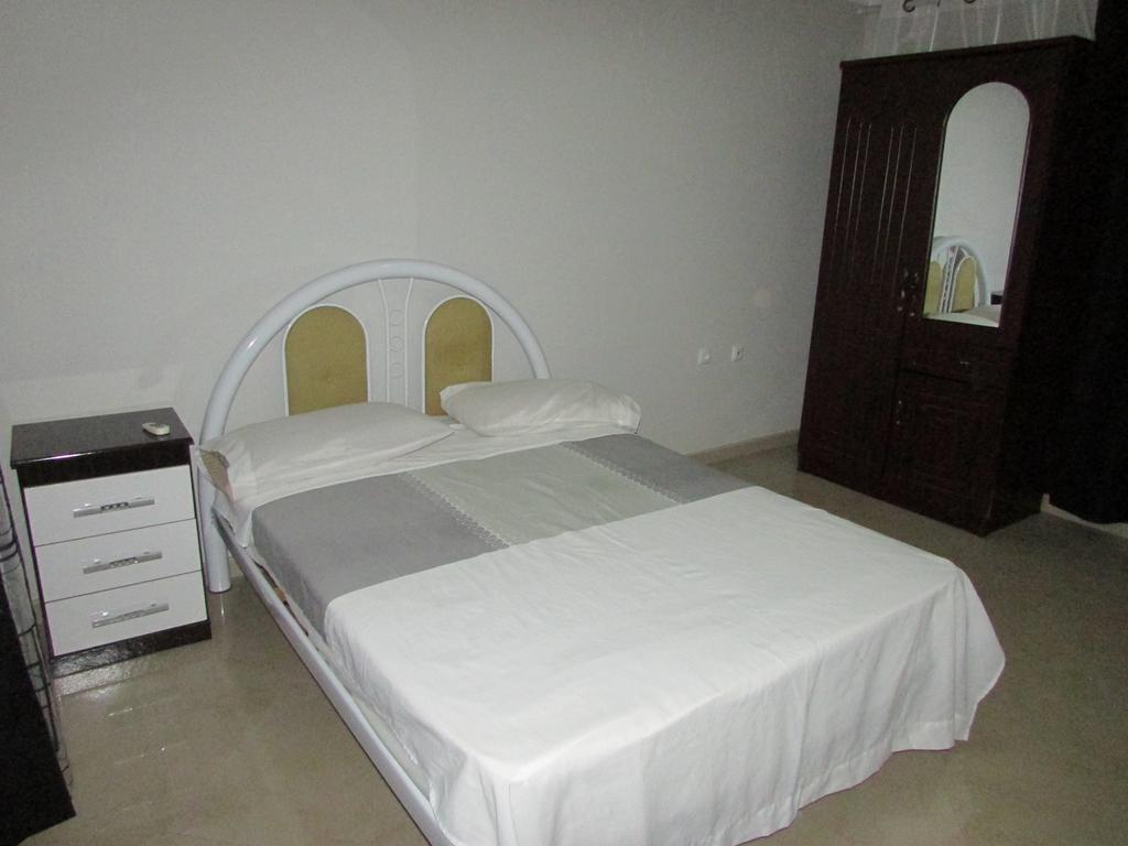 Residencial Girassol, Lda Bed and Breakfast São Filipe Exterior foto